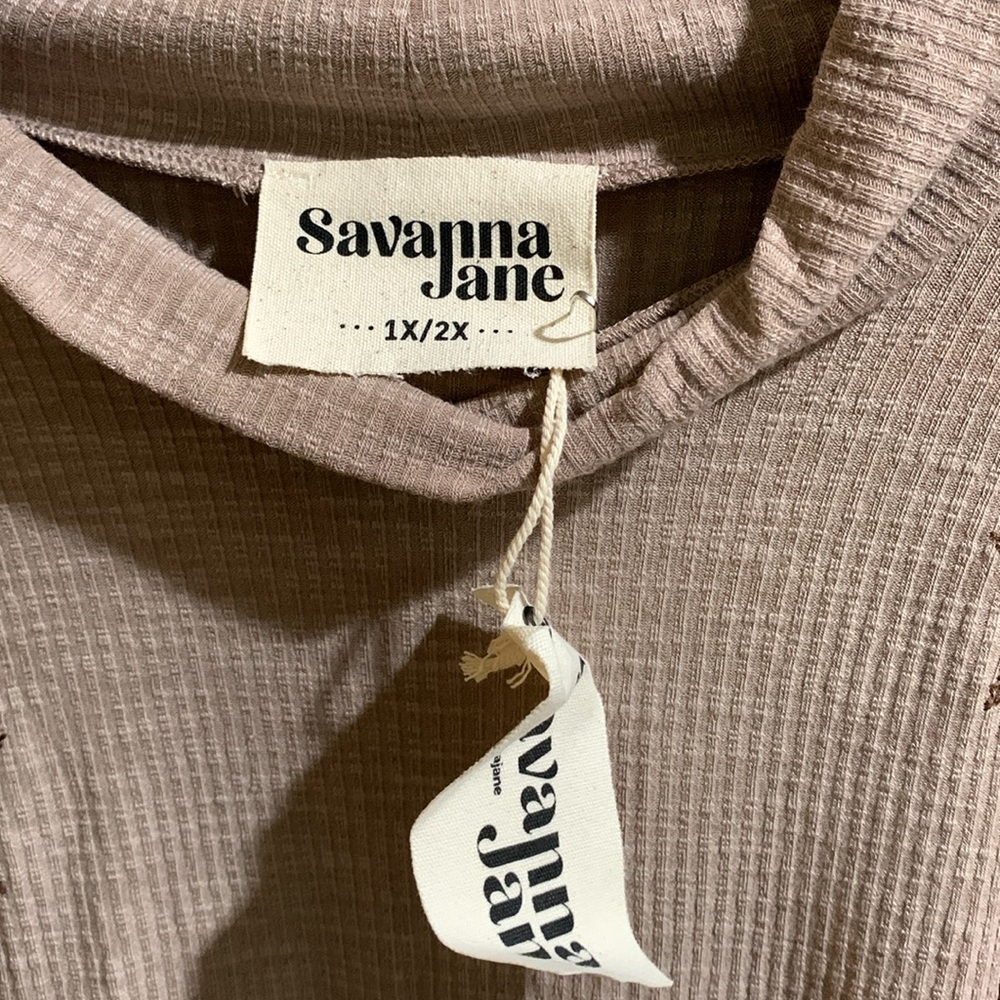 Soft knit Poncho style top by Savanna Jane, 1X/2X size - Picture 2 of 5